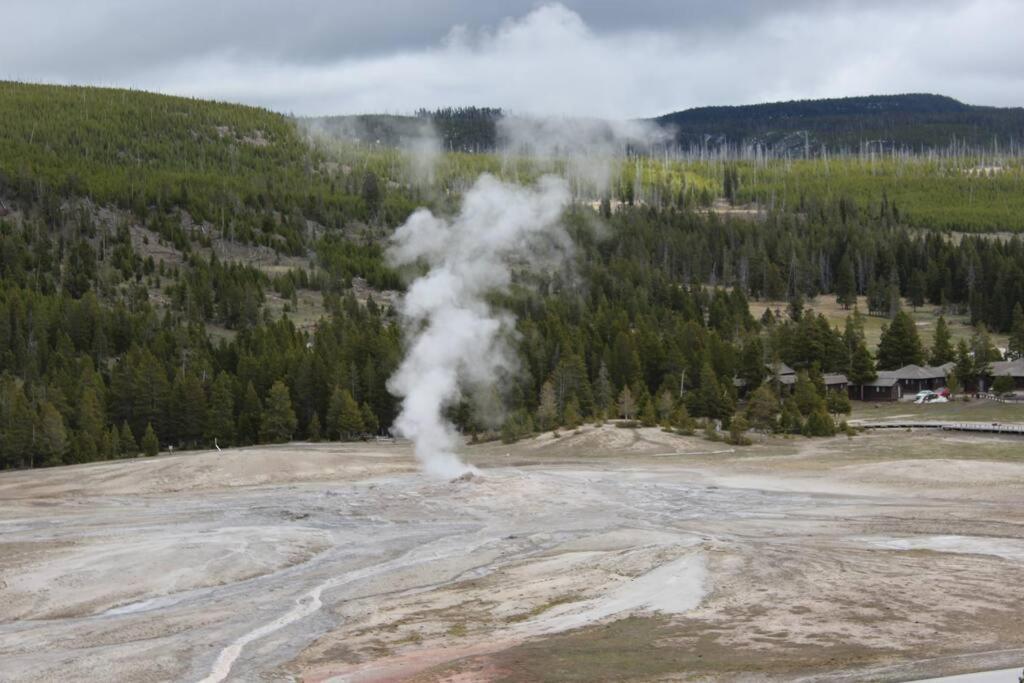 Large Home Less Than 5 Miles To Yellowstone North Entrance, Sleeps Up To 8 Gardiner Esterno foto