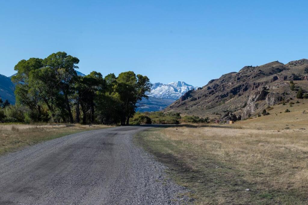 Large Home Less Than 5 Miles To Yellowstone North Entrance, Sleeps Up To 8 Gardiner Esterno foto